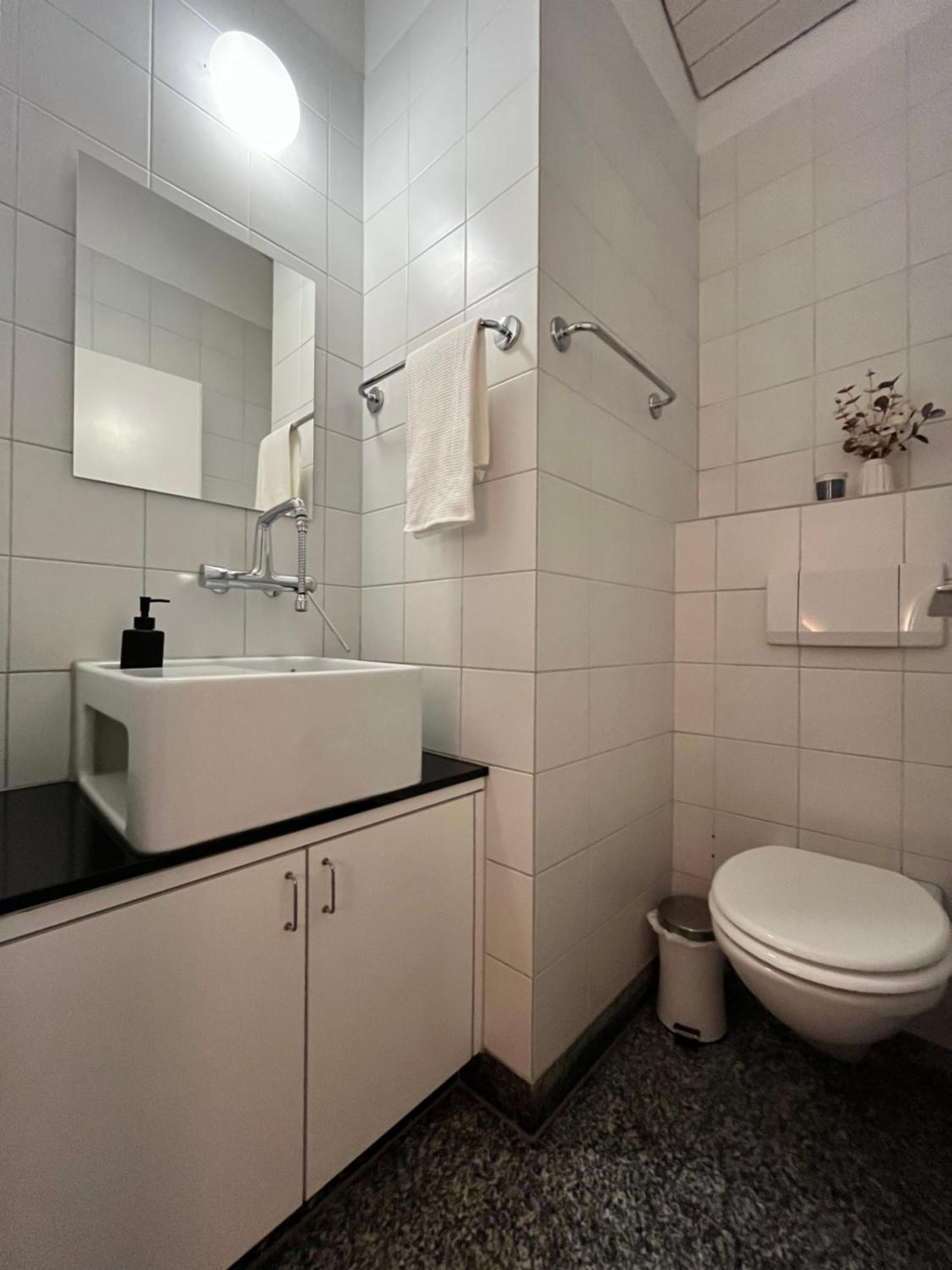 Wohnung Mit Grossartiger Seesicht Und Balkon 施皮茨 外观 照片